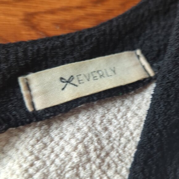 Everly textured colourblock sleeveless a-line dress - nude & black - Picture 5 of 6